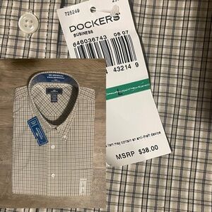 NWT Men’s Dockers dress shirt